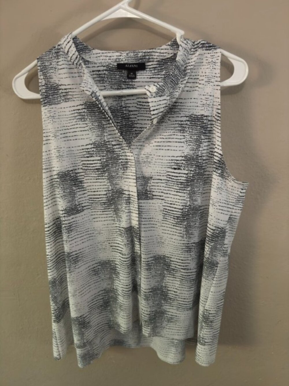Women's Alfani sleeveless tunic